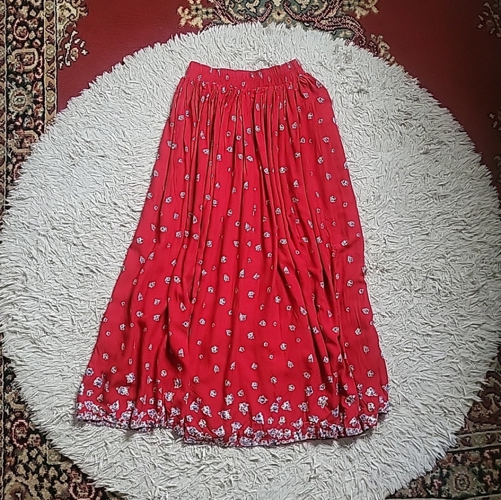 Womens Vintage Maxi Skirt Red Floral Print Size M Medium Stonebridge 90s Y2K ✨️